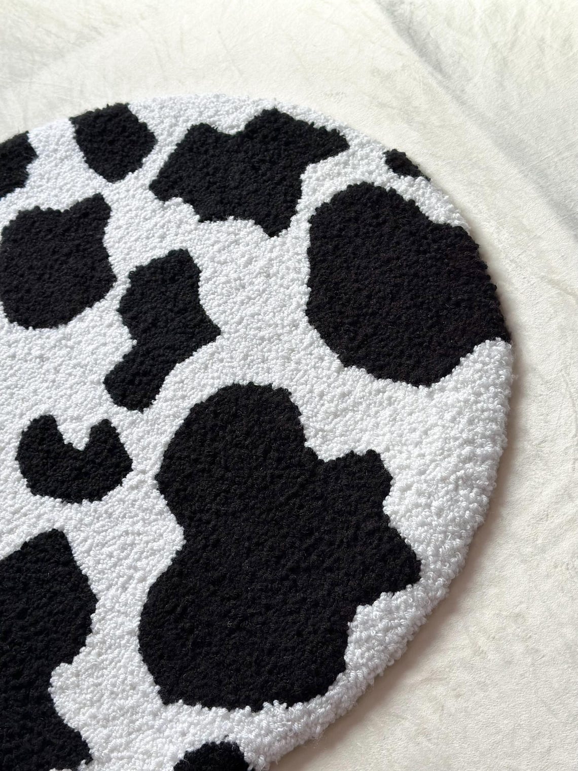 Teal And White Cow Print Round Rug main image 1