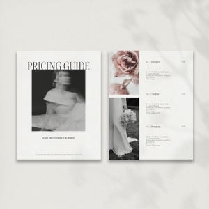 Puede incluir: Una presentación de dos páginas de una guía de precios de fotografía. La página izquierda muestra el texto "PRICING GUIDE" y "YOUR PHOTOGRAPHY BUSINESS" con una imagen borrosa. La página derecha detalla tres opciones de precios.