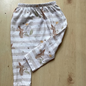 Baby Leggings 74 aus Jersey mit Hasen-Frühlingshose für Mädchen & Jungen- Handgemachte Kinderhose- Bequeme Unisex Babyhose