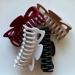 Soft Silicone Hair Claw - Set of 4 - Flexible Claw Clip