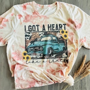 I got a heart like a truck, Lainey Wilson, Lainey Wilson t-shirt, cowhide, cowhide shirt, western shirt, cute shirt.