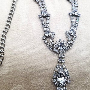 Vintage Silver Tone Rhinestone Necklace