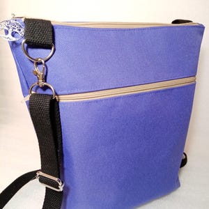 Bolsa transversal de lona roxa: bolsa de ombro vegana resistente à água