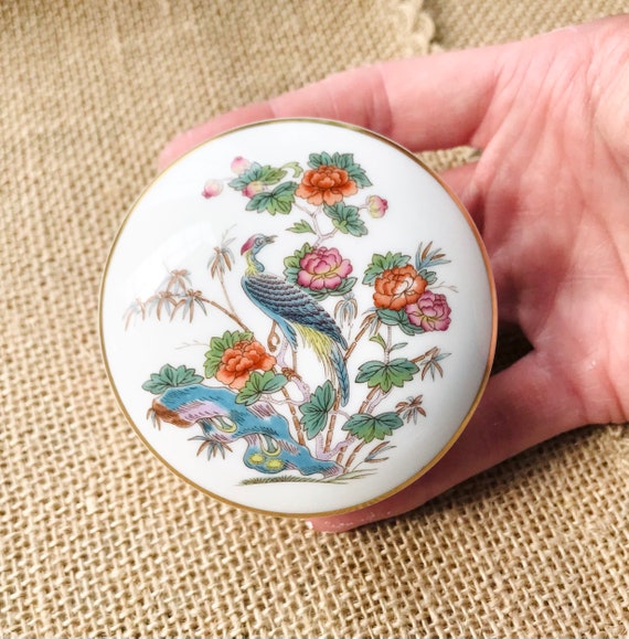 Wedgwood Peacock bone china trinket dish with lid F… Gem