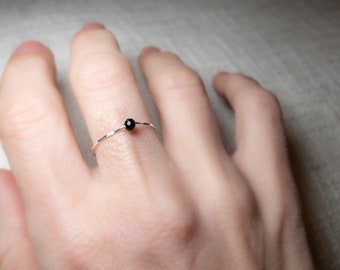 Black Agate Sterling Silver Hammered Stacking Ring, dainty delicate minimalist handmade s925 jewelry, heavy hammer texture