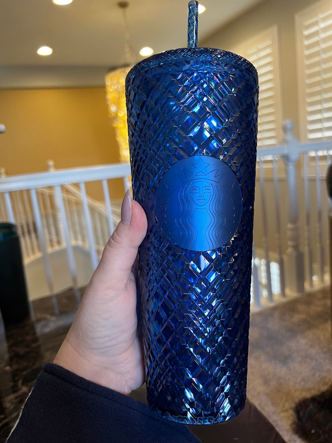 Starbucks Bear Cup 2022 Holiday Jewel Venti 24Oz (White Starbucks Tumbler