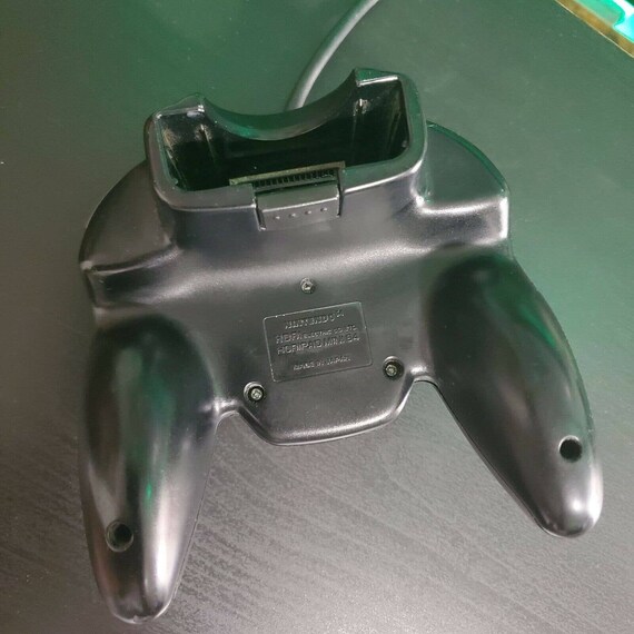 Black Hori Mini Pad Wired Controller Nintendo 64 N64 *FAST Black Hori Mini Pad Wired Controller Nintendo 64 N64 *FAST