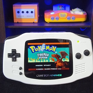 White Game Boy Advance GBA Console with ips Backlight Backlit LCD MOD Console