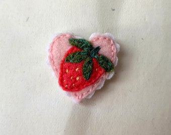 Strawberry fruit heart shaped mini pin/brooch/button // hand embroidered whimsical/cottagecore pink felt fiber art pin