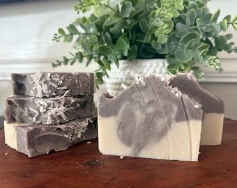 Jabón Artesanal de Leche de Coco: Jabón de Aceite Esencial de Madera de Cedro Hecho a Mano - Jabón Natural - Jabón Facial y Corporal