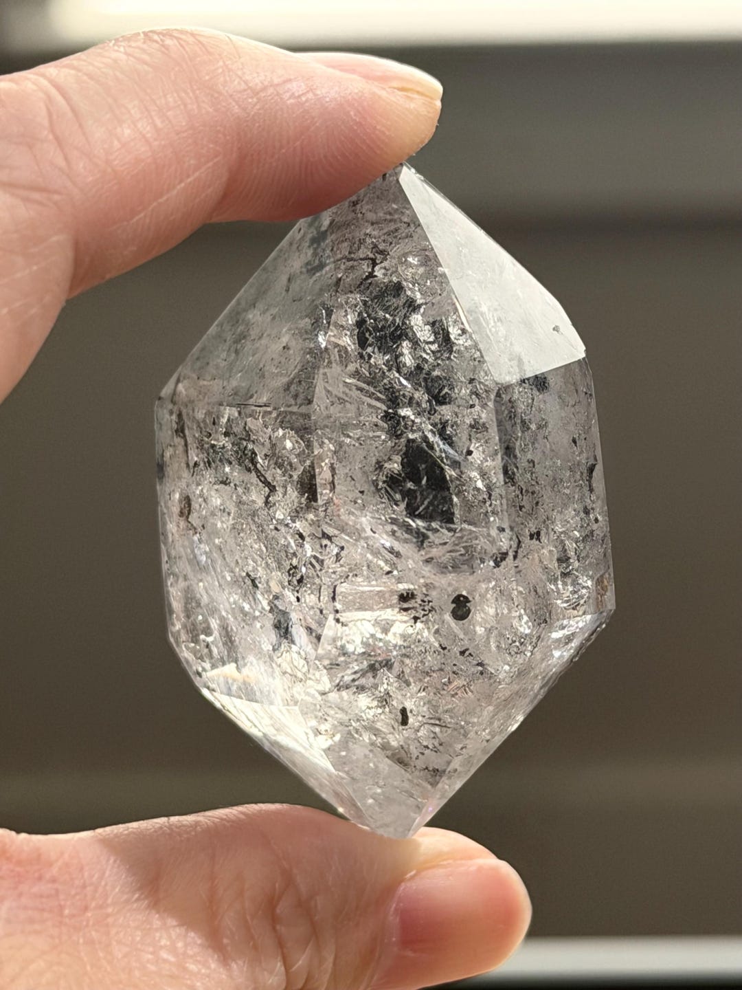 Quartz Falling Large Rare Enhydro Quartz With Huge Clear Moving Bubble & Chamber Full ...