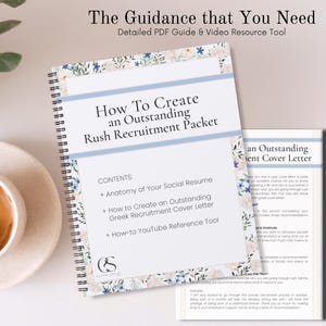 Puede incluir: Un folleto encuadernado en espiral titulado "How To Create an Outstanding Rush Recruitment Packet" con un dise&ntilde;o floral. El contenido incluye anatom&iacute;a del curr&iacute;culum social y creaci&oacute;n de cartas de presentaci&oacute;n. Una taza de caf&eacute; est&aacute; a la izquierda.