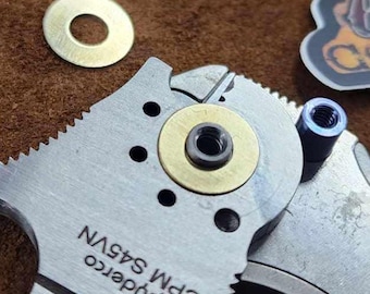 Spyderco PM2 / PM3 / Yojimbo / Shaman - Juego de 2 arandelas de repuesto de latón - Cuchillo no incluido