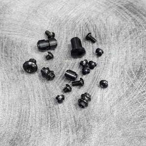 Benchmade Bugout & MINI Bugout - Replacement Screws Kit - Stainless Steel - Blacked Out