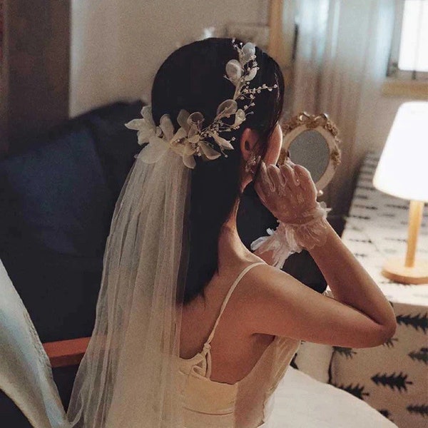 Brautschleier Hochzeit Accessoires für Frauen Blumenkrone mit Kamm weiß ivory Stirnbänder Kopfschmuck