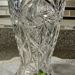 Sparkling Cut Glass Flower Vase, Hand Blown Pedestal Container in Pinwheel and Fan Design