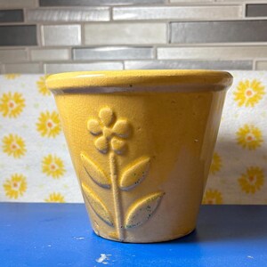 Vintage McCoy Pottery Planter, Yellow Ware Raised Daisy Cachepot, Rustic Farmhouse Decor
