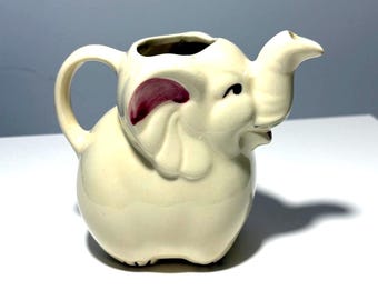 Vintage Shawnee Pottery Elephant Creamer – MCM Hand-Painted Ceramic Pitcher