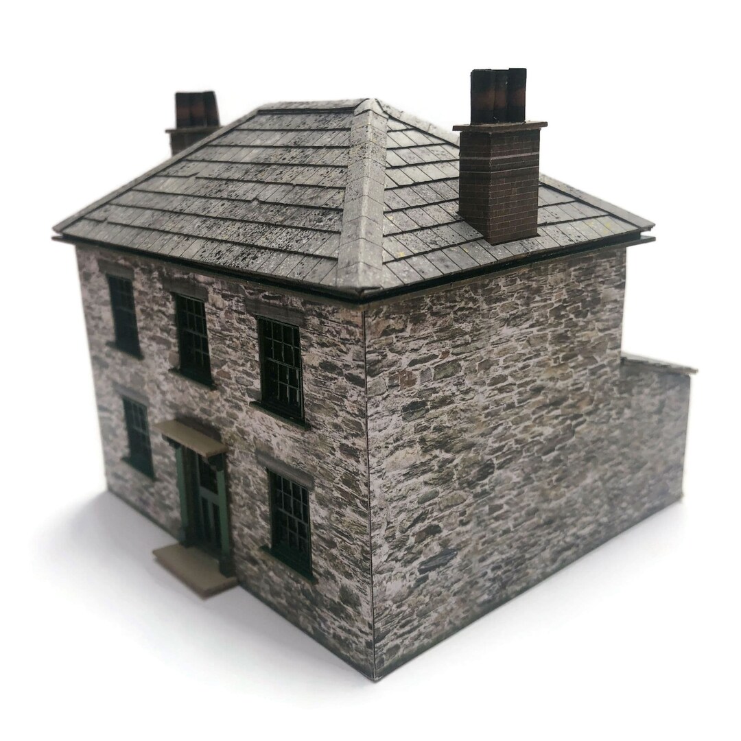 KX065OO Poplar Farm House for OO Gauge Model Railway & 176 Scale