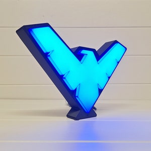 Nightwing Emblem Lightbox - Robin - USB Powered - Room Decor - Gifts for Women and Men