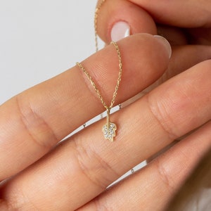 Diamant Blatt Anhänger Halskette in Gold • 14K Solid Gold Ahornblatt Halskette • Pave CZ Blatt Anhänger • Glitzer Blumenschmuck • Muttertagsgeschenk