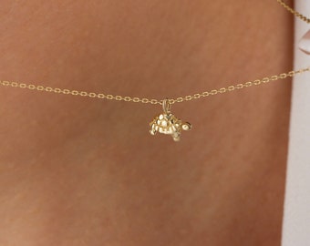 Gold Turtle Necklace For Women • 14K Solid Gold Turtle Pendant • Christmas Gift for Turtle Lovers • Sea Turtle Necklace • Cute Turtle Gift