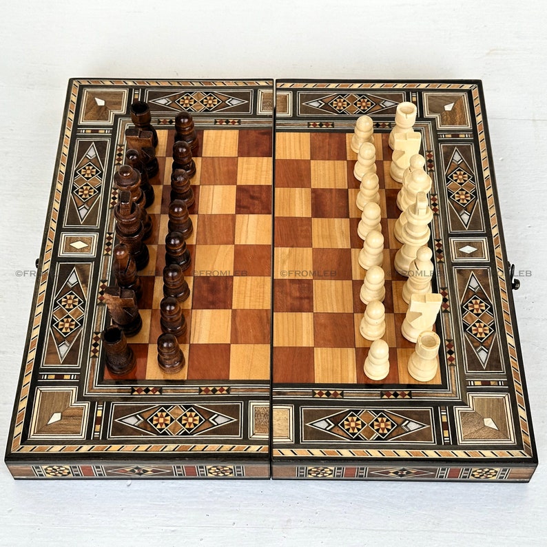 Handgefertigtes Backgammon & Schachspiel: Holzintarsien, Perlmutt - 30 ...