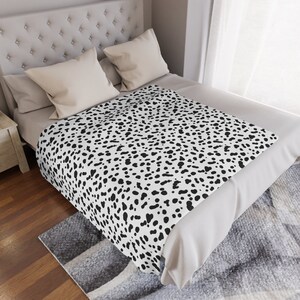 Puppy Dog Dalmatian Pattern Print Blanket