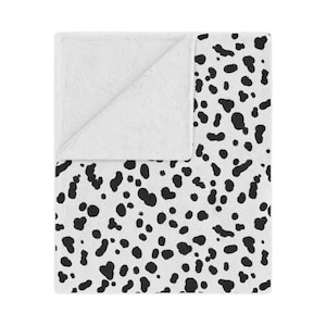 Dalmatian Dog Spots Blanket, Black & White Spot Print, Soft and Plush Polyester Minky Blanket, Throw Blanket, Dalmatian Lover Gift