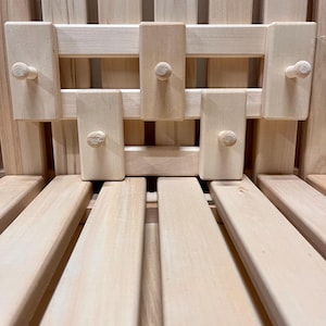 Wooden Towel Rack with 5 Hooks (Linden Wood)