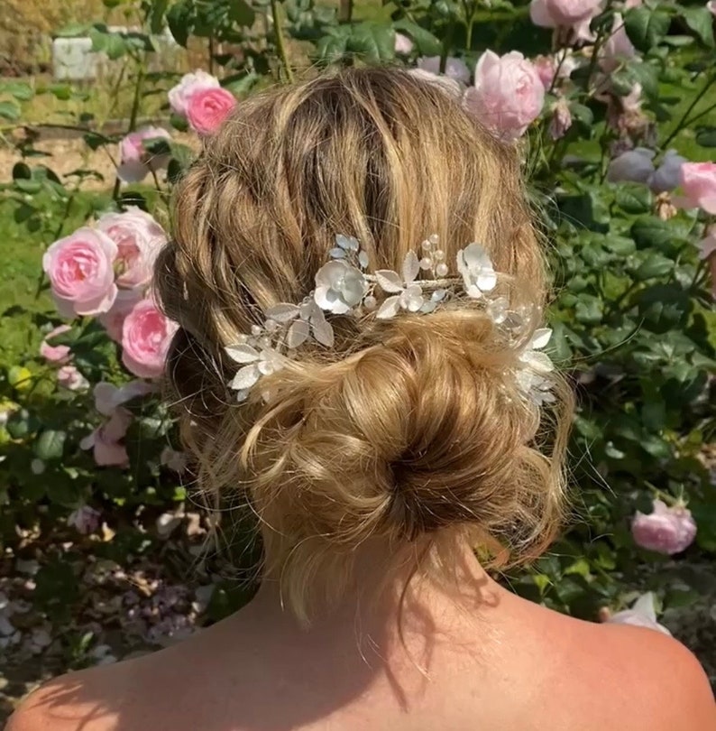 Vite per capelli per la sposa / acconciatura da sposa per il giorno del matrimonio immagine 4