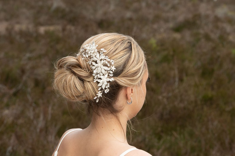 EMMY / Pezzo per capelli da sposa con perle e cristalli / Pezzo per capelli grande per il giorno del matrimonio / Pettine per capelli della sposa immagine 8