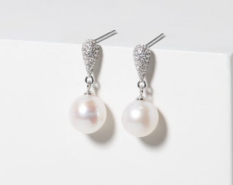 Pearl Drop Bridesmaid or Bride Dainty Earrings | Subtle Wedding day Jewellery