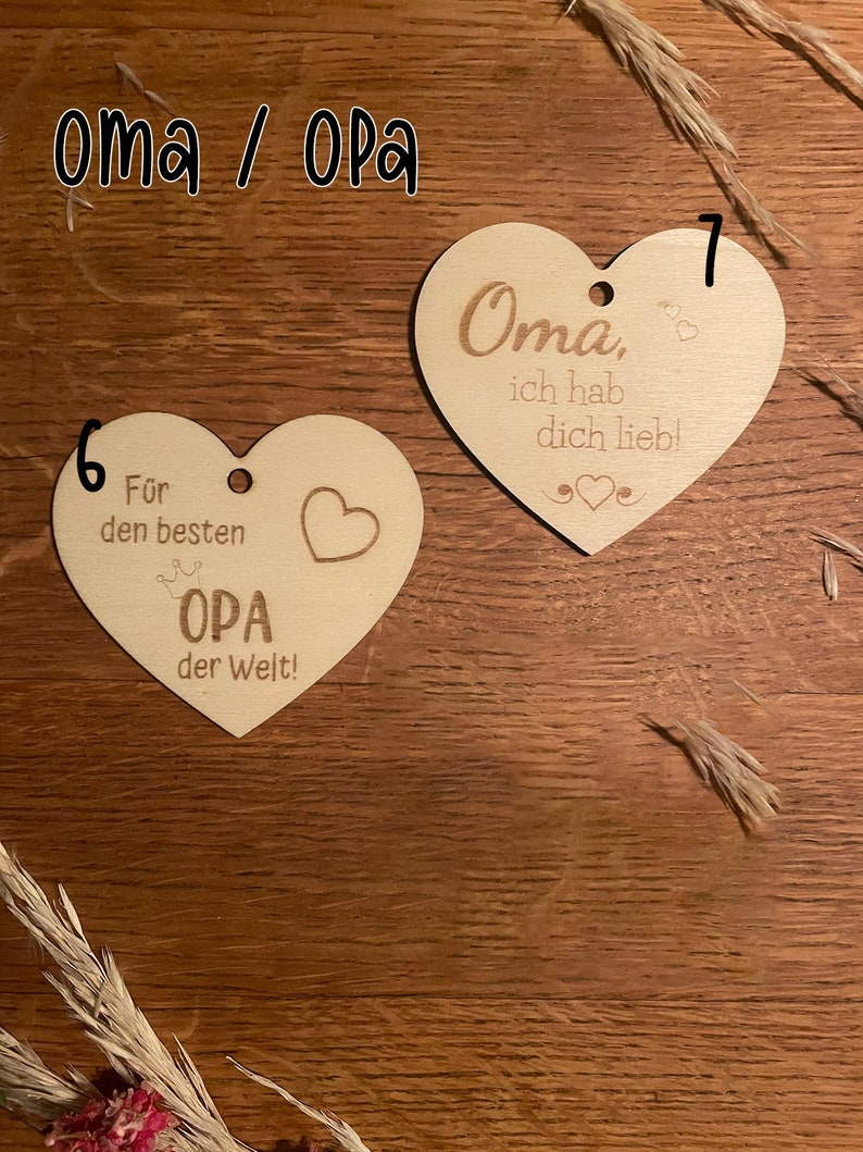 Anhänger aus Holz zum Muttertag zum Vatertag als Geschenk als Dankeschön Herz Lasergravur Oma Opa Bild 5