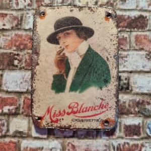 Cartel publicitario de cigarrillos Miss Blanche en miniatura