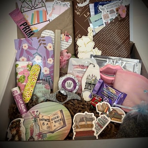 Extra Large Blind Date with a Book Box, 2 New Books in Genre of Your Choice, Surprise Book with Bookish Items, Booktok Blind Book Box
