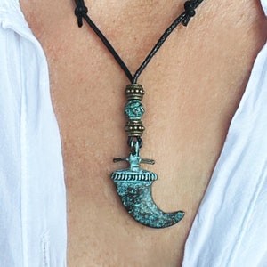 Patina Horn Necklace - Surfer Necklace With Patina Effect - Tooth Charm Choker - Greek Patina Pendant - Beach Jewelry - Summer Necklace