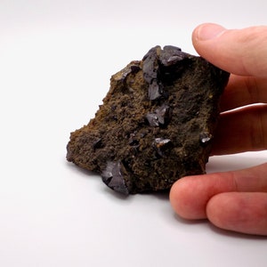 Sphalerite crystal, Sphalerite mineral specimen, Natural sphalerite crystal, collections