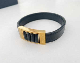 プラダ バングル(レア色) PRADA ブレスレット バングル ブラック レザー オニキス 高級
