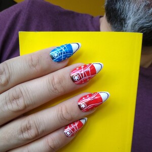 Converse nail art Etsy Mexico