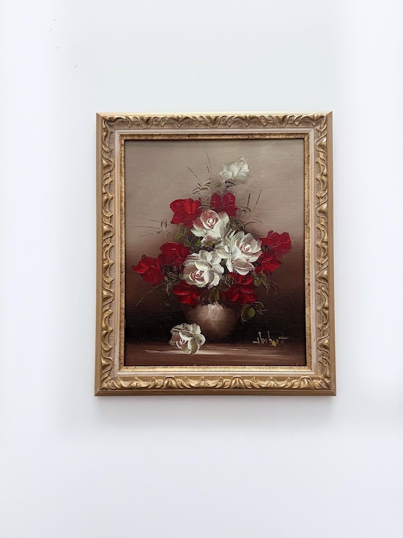Vintage Floral Still Life Painting: Signed Original Artwork in Gold Frame