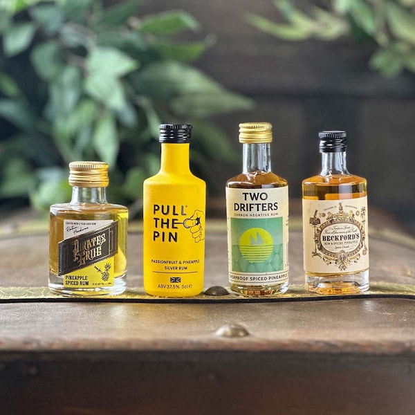 Pineapple Rum Taster Set Gift Box (4x50ml)