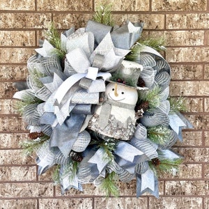 Festive Christmas Snowman Wreath |  Christmas Wreath for Front Door | Christmas Gift | Winter Snowman Wreath | New Homeowner Gift