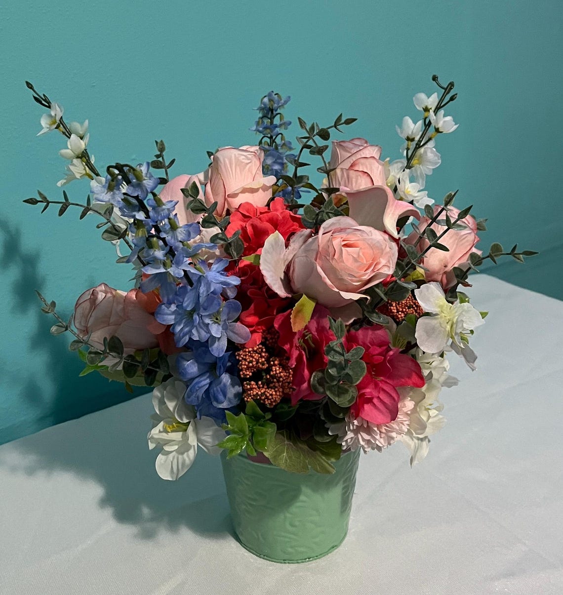 Tall Centerpiece With Pink White Red And Periwinkle Flowers Multi Il 1140xN.6186248988 G9wq