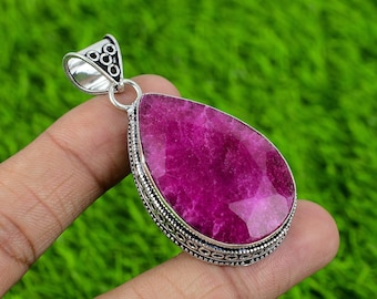 Kashmir Red Ruby Gemstone Handmade 925 Sterling Silver Pendant 925 Stamped Gemstone Republic Kashmir Red Ruby For Gift Pendant