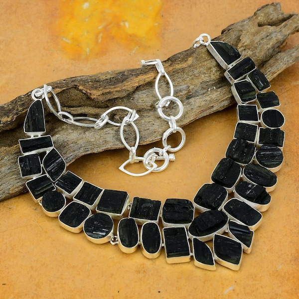 Tourmaline noire Pierre précieuse faite à la main 925 Collier en argent sterling 925 Pierre précieuse estampillée Tourmaline noire naturelle Collier en argent Cadeau pour maman