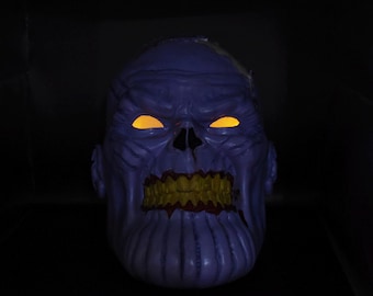Casco de cosplay de Thanos zombi: Máscara portátil impresa en 3D y pintada a mano.