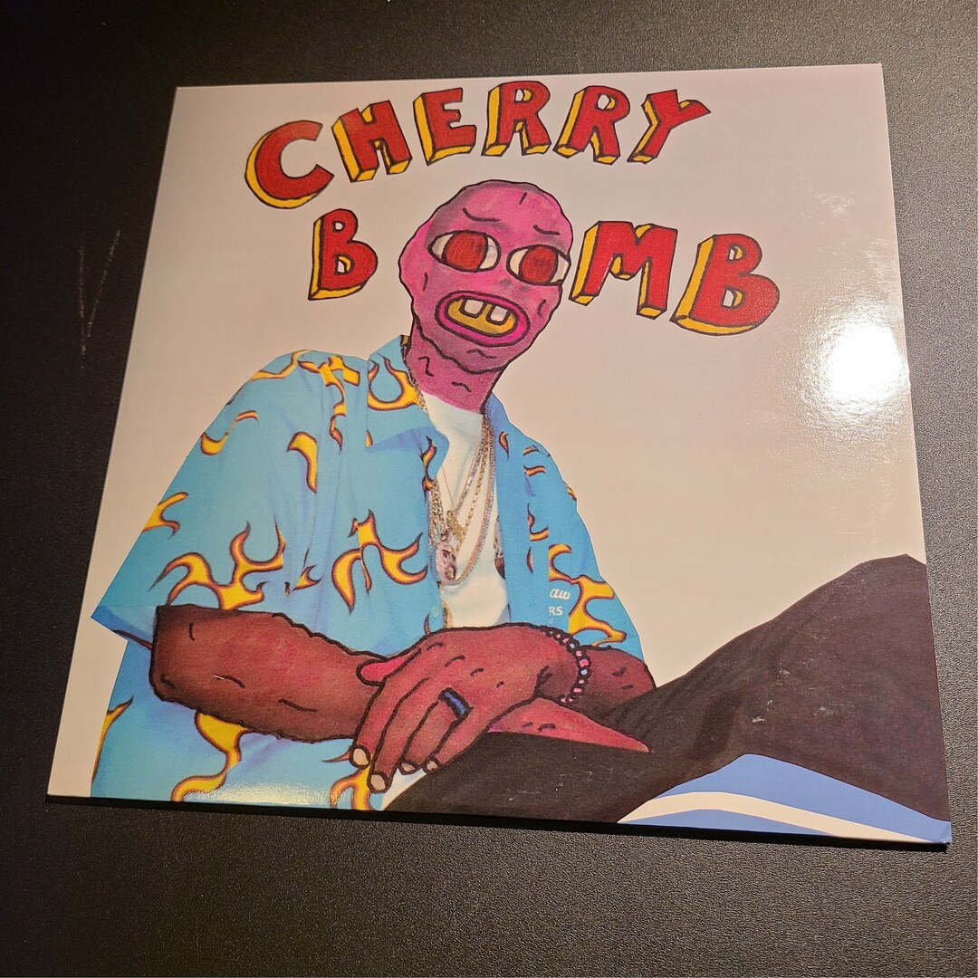 thumbnail image 2 of Cosplay Gallery (January 2023) 2 of 11