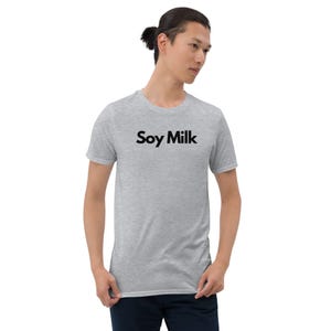 T-shirt unisexe noir à manches courtes au lait de soja par Damion