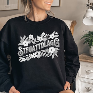 STUATTDLAGG Crewneck: Spicy Romance Book Lover Gift